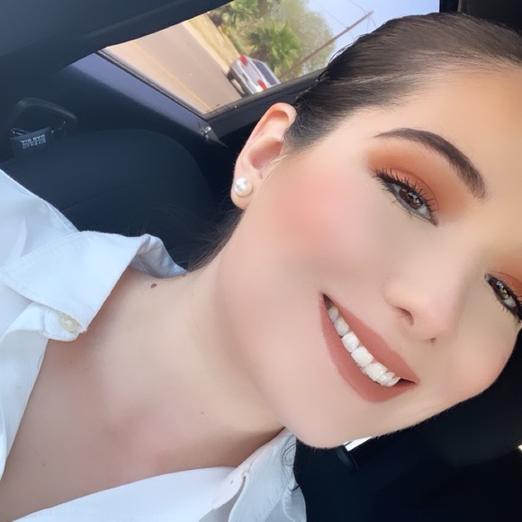 Meet Me!💕 - Picture 2 of 4